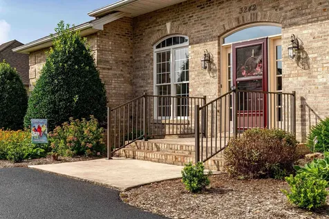3242 Barrington Drive Rockingham VA 22801