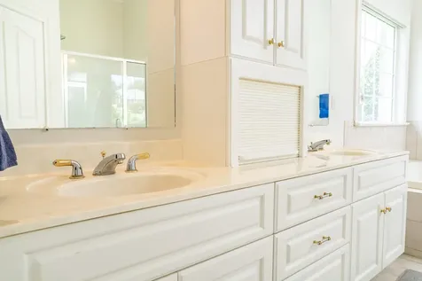 3242 Barrington Drive Rockingham VA 22801