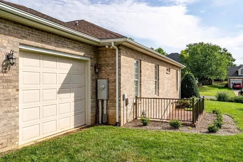 3242 Barrington Drive Rockingham VA 22801