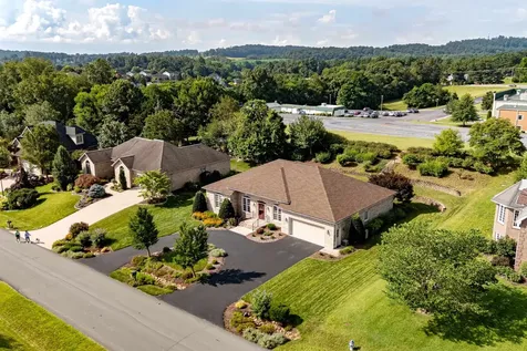 3242 Barrington Drive Rockingham VA 22801