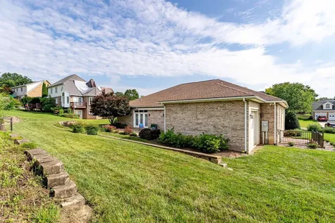 3242 Barrington Drive Rockingham VA 22801