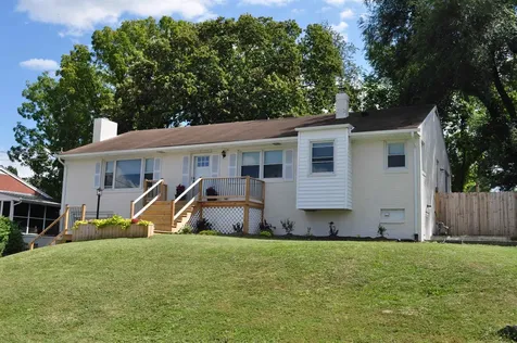 204 Burnley Drive Staunton VA 24401