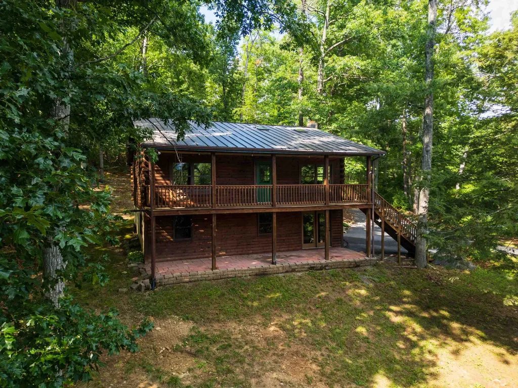 1363 Calf Mountain Road Waynesboro VA 22980