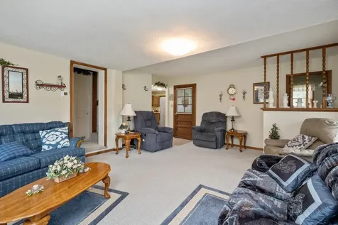 901 Augusta Avenue Grottoes VA 24441