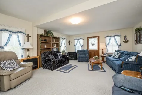 901 Augusta Avenue Grottoes VA 24441