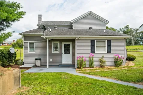901 Augusta Avenue Grottoes VA 24441