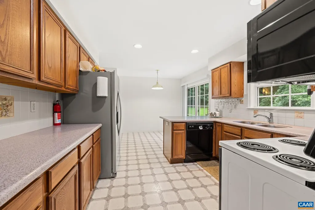 26 Magnolia Court Barboursville VA 22923