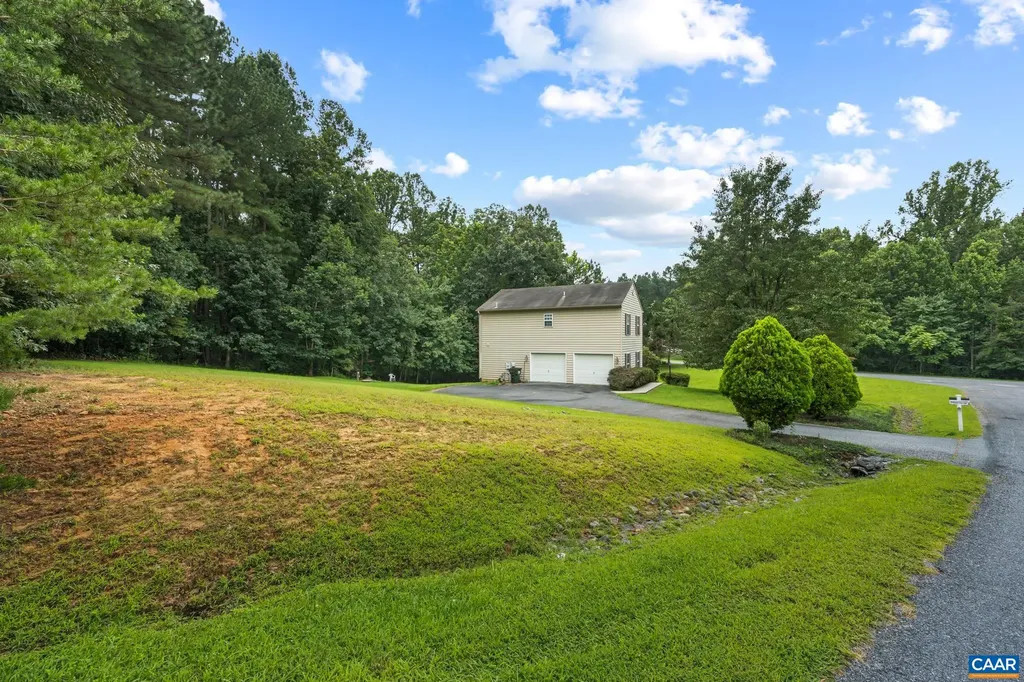 26 Magnolia Court Barboursville VA 22923
