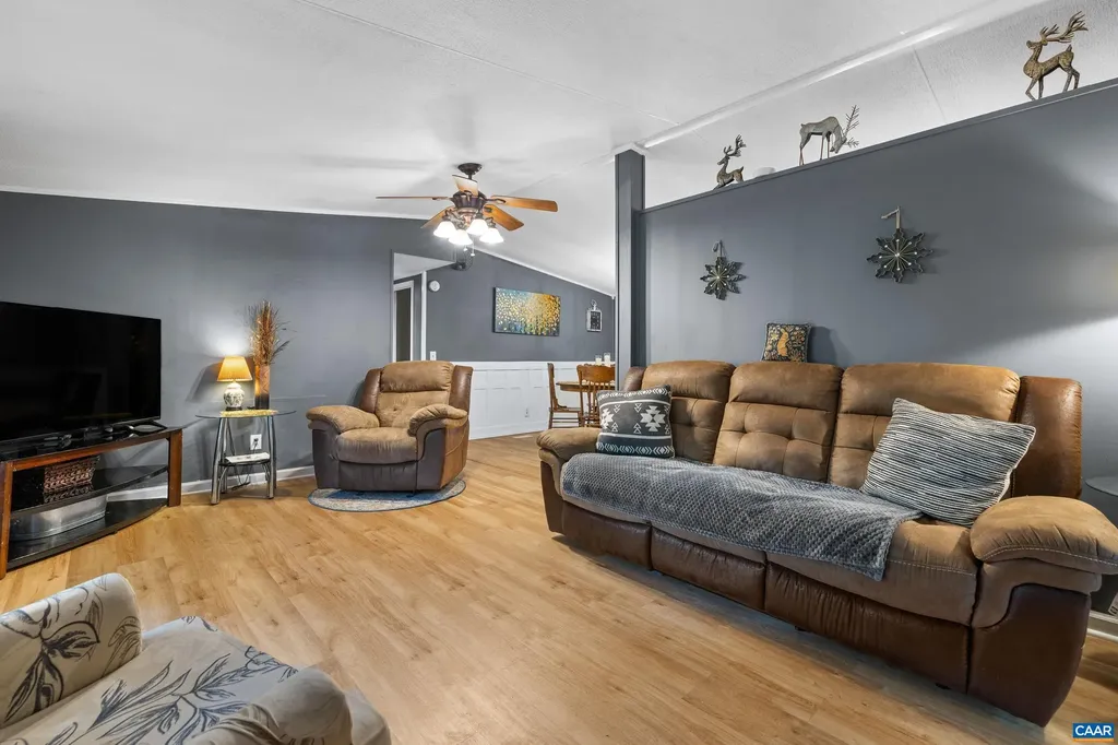 3141 Beech Grove Road Roseland VA 22967