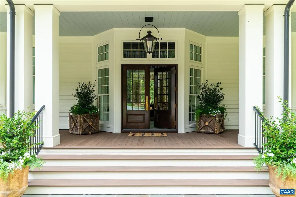 2863 Palmer Drive Keswick VA 22947