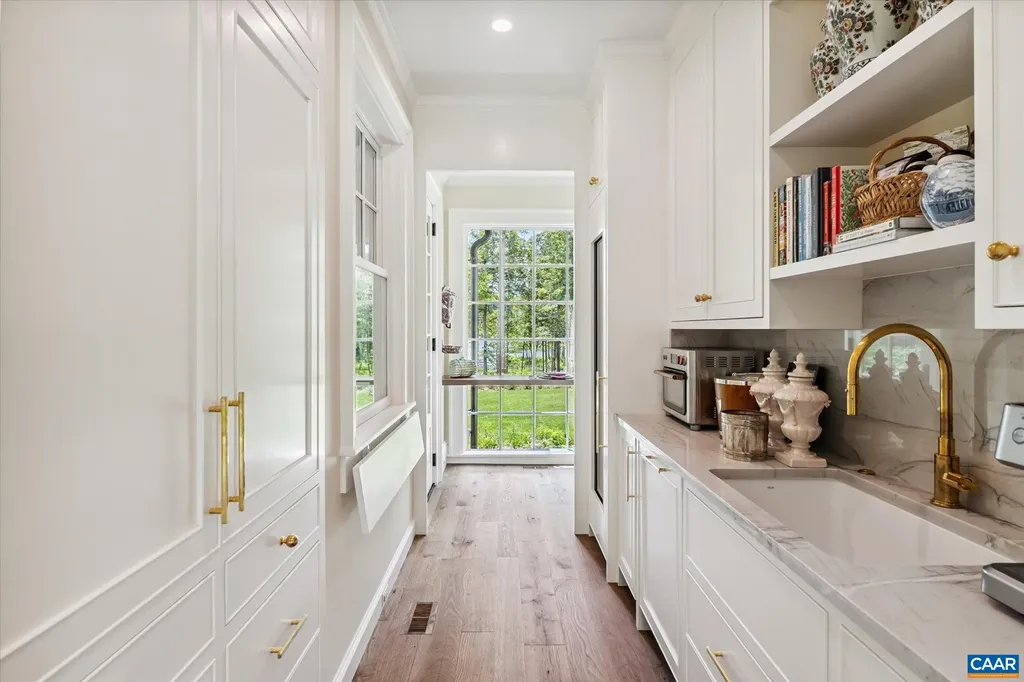 2863 Palmer Drive Keswick VA 22947