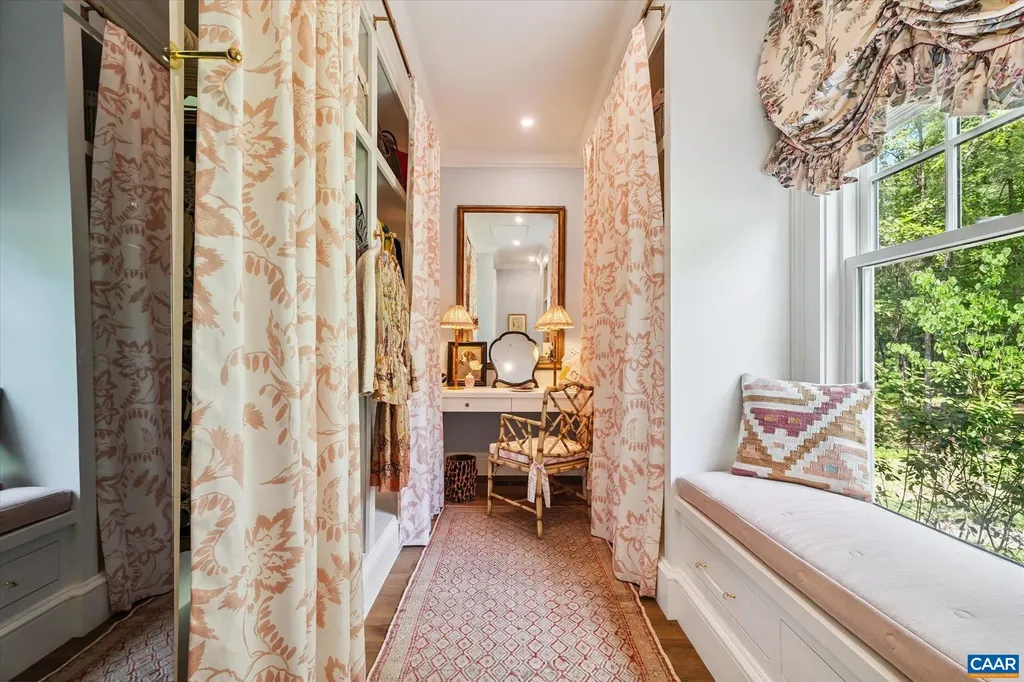 2863 Palmer Drive Keswick VA 22947