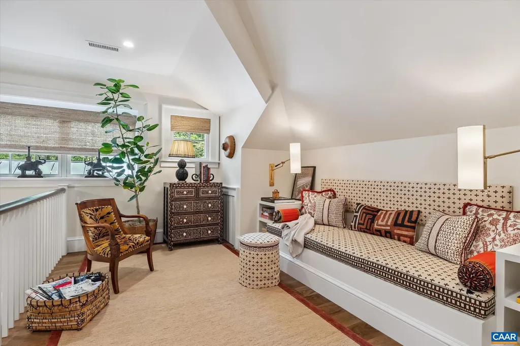 2863 Palmer Drive Keswick VA 22947