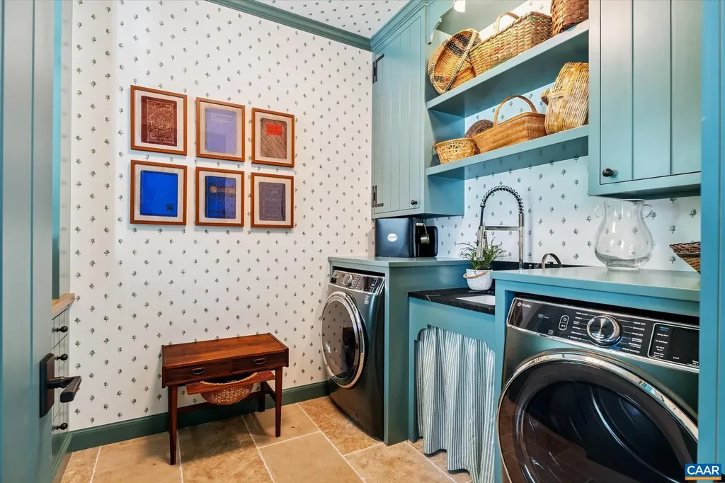 2863 Palmer Drive Keswick VA 22947