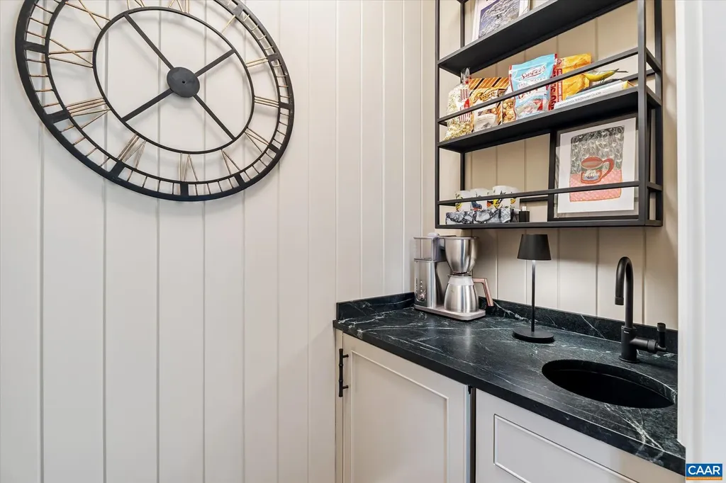 2863 Palmer Drive Keswick VA 22947