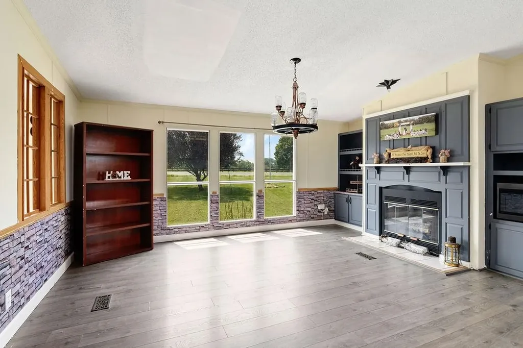 2347 East Point Road Elkton VA 22827