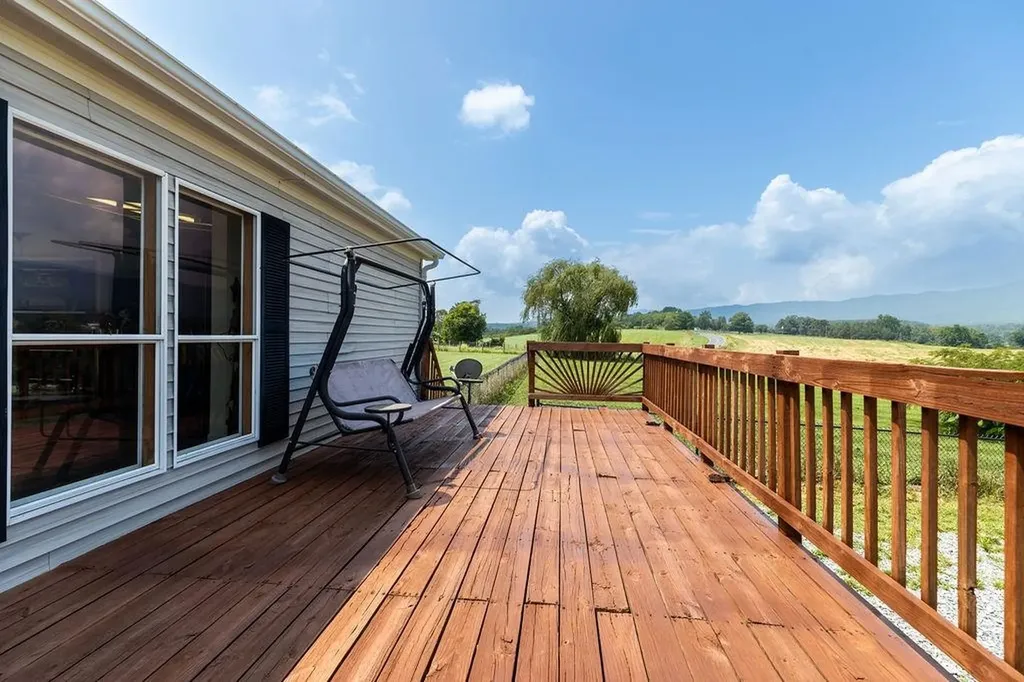 2347 East Point Road Elkton VA 22827