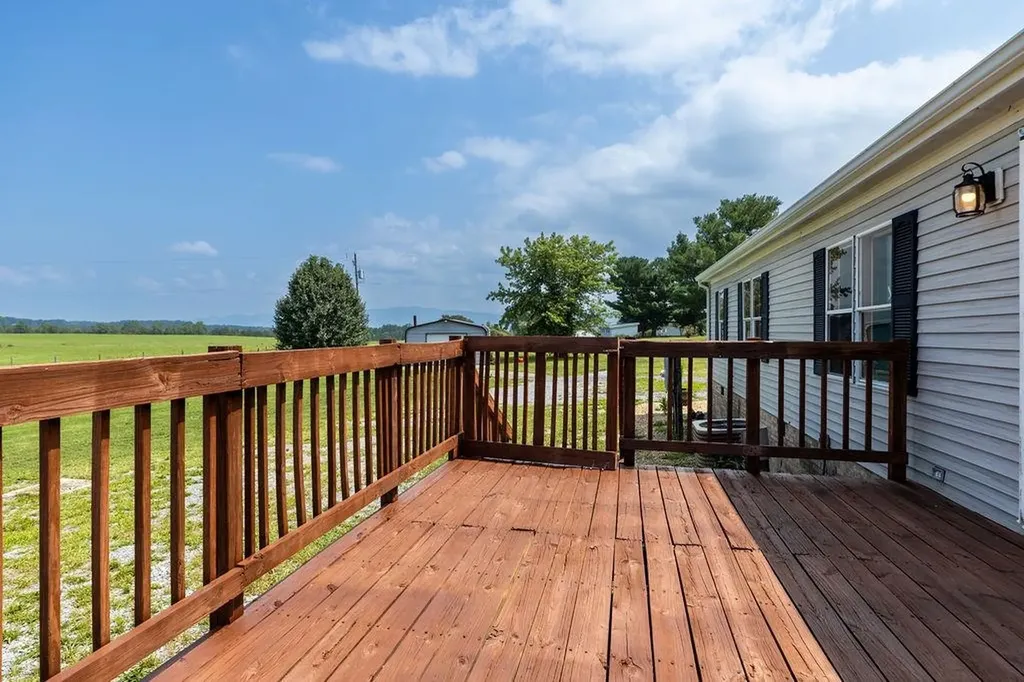 2347 East Point Road Elkton VA 22827