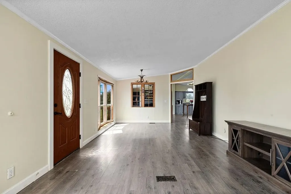 2347 East Point Road Elkton VA 22827