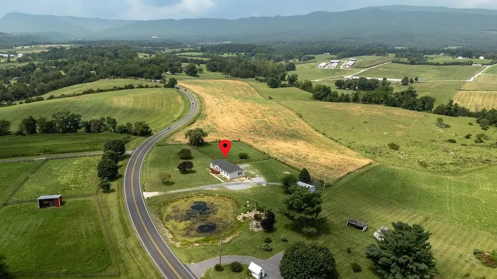 2347 East Point Road Elkton VA 22827