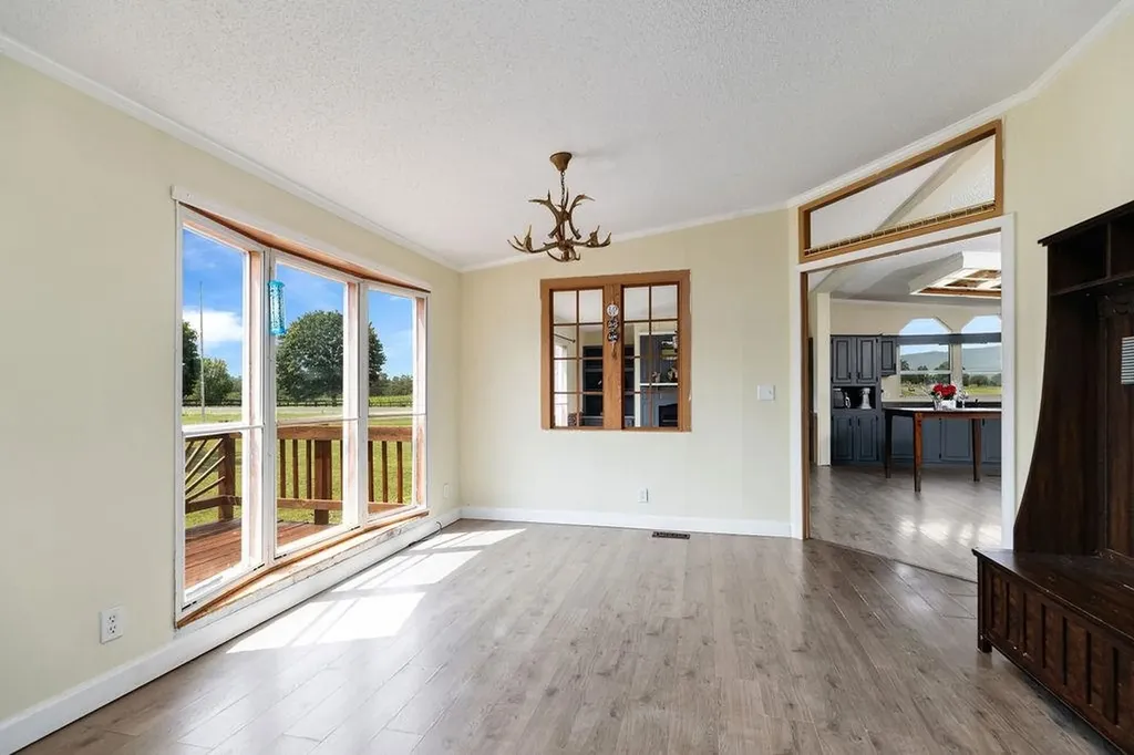 2347 East Point Road Elkton VA 22827