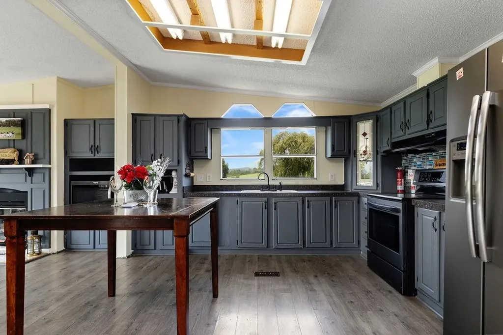 2347 East Point Road Elkton VA 22827