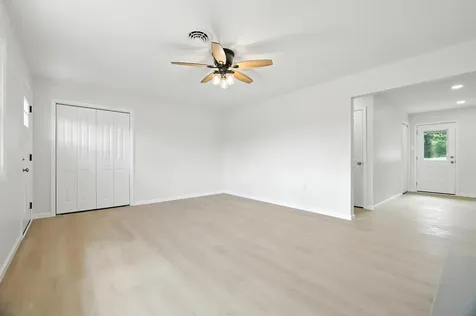 26 Oflinn Street Luray VA 22835