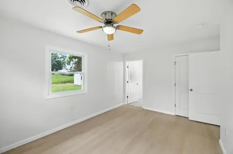 26 Oflinn Street Luray VA 22835