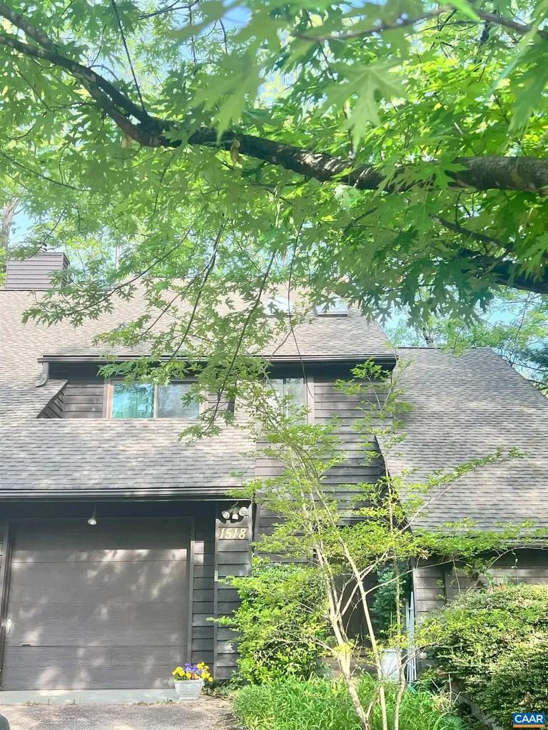 Charlottesville VA, 1518 Birnam Drive