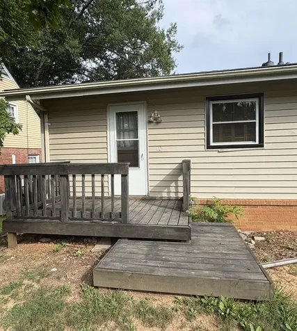 833 Jefferson Avenue Waynesboro VA 22980