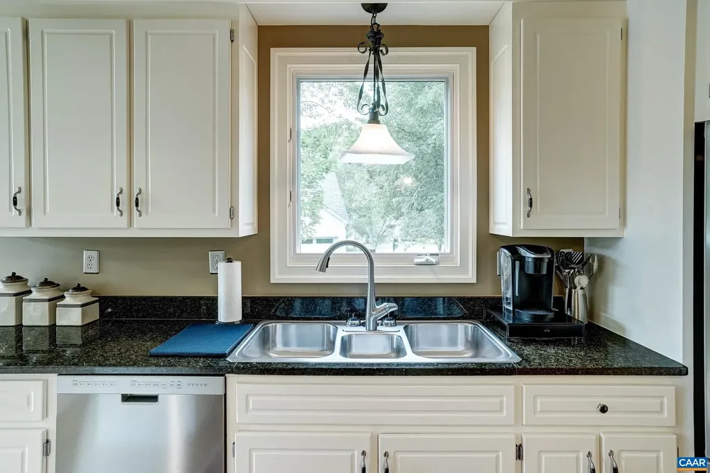 3402 Cotswold Lane Keswick VA 22947