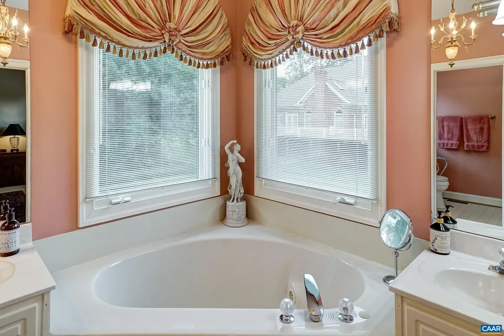 3402 Cotswold Lane Keswick VA 22947