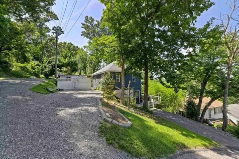 1010 Perry Street Staunton VA 24401