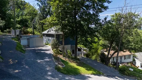 1010 Perry Street Staunton VA 24401