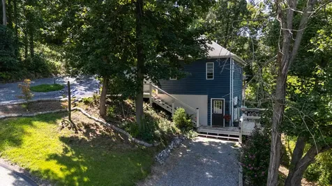 1010 Perry Street Staunton VA 24401