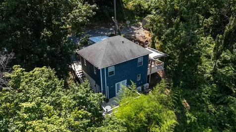 1010 Perry Street Staunton VA 24401