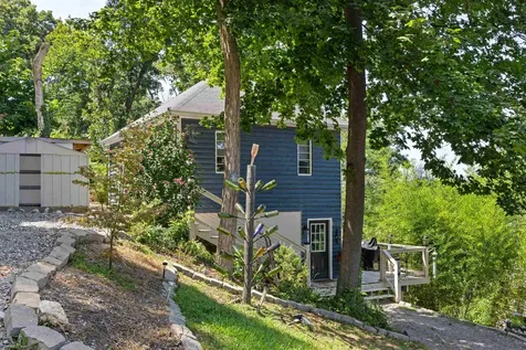 1010 Perry Street Staunton VA 24401