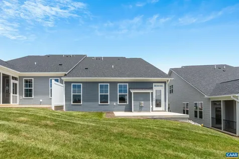 144 Sunbird Lane Waynesboro VA 22980