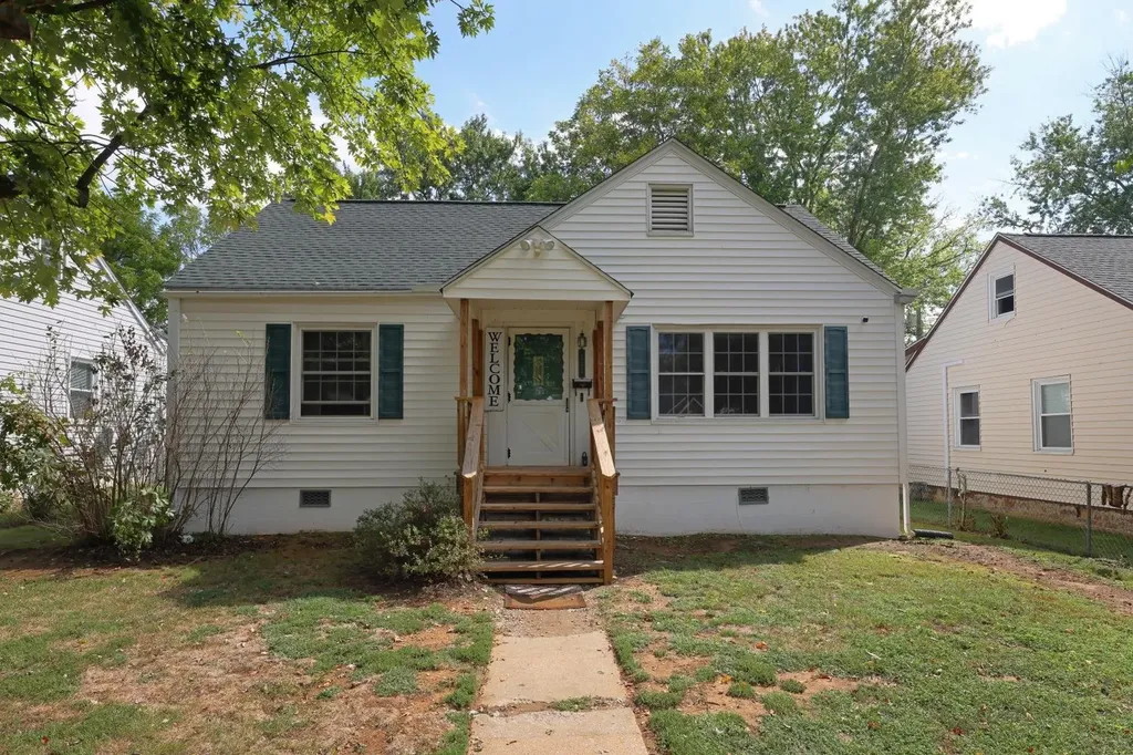 222 King Avenue Waynesboro VA 22980