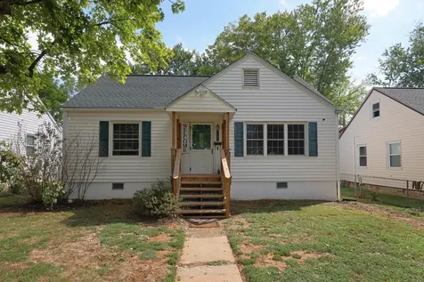 222 King Avenue Waynesboro VA 22980