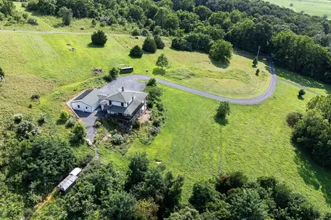 11180 Daphna Road Broadway VA 22815
