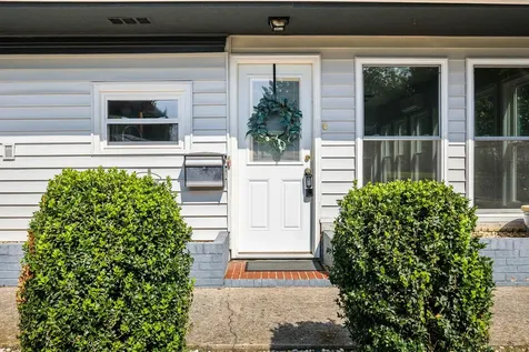 108 Overlook Road Staunton VA 24401