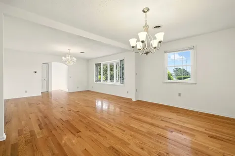 36 Canaan Street Luray VA 22835