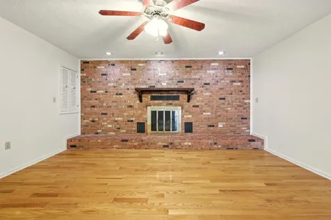 36 Canaan Street Luray VA 22835