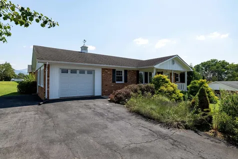 36 Canaan Street Luray VA 22835