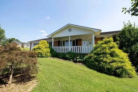 36 Canaan Street Luray VA 22835