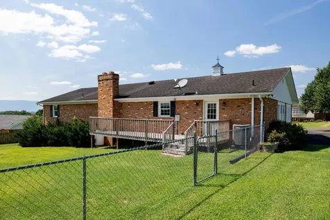 36 Canaan Street Luray VA 22835