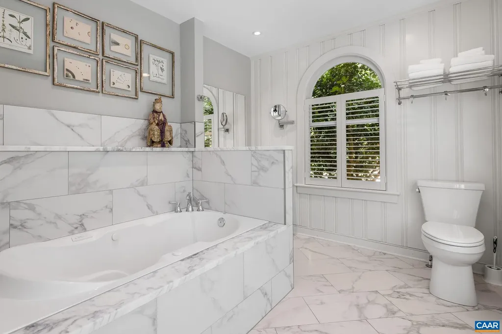 960 Locust Avenue Charlottesville VA 22901