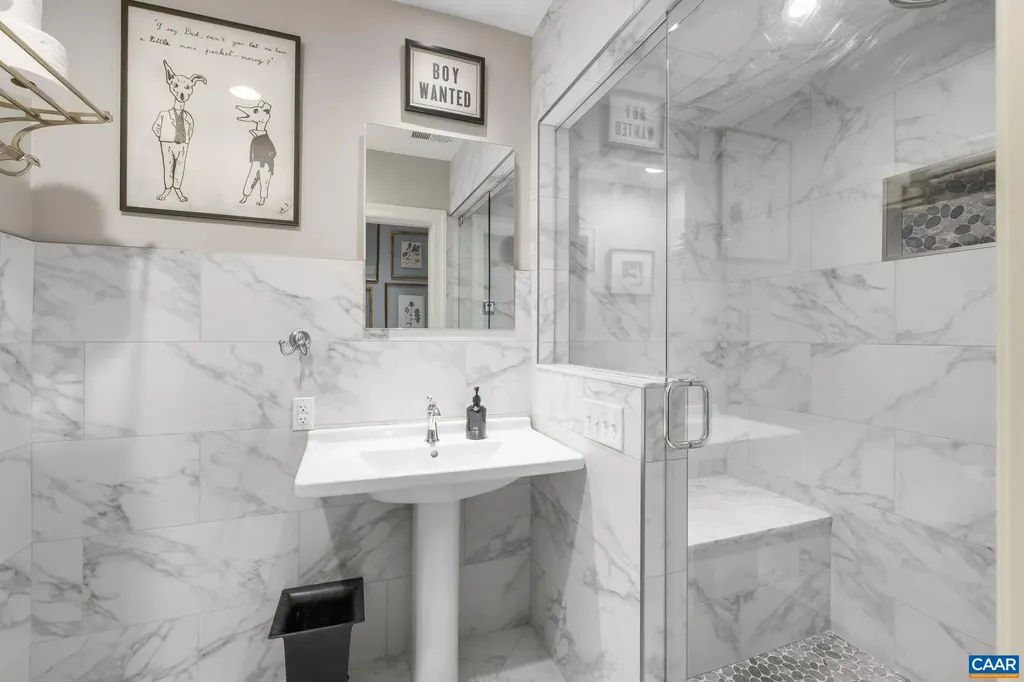 960 Locust Avenue Charlottesville VA 22901