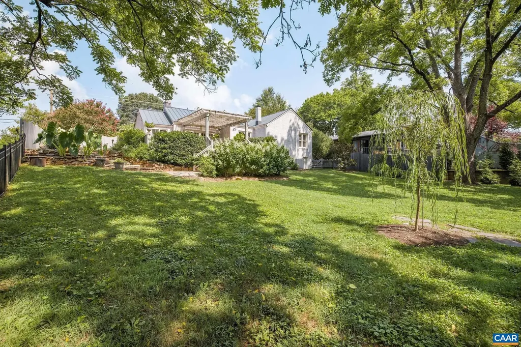 960 Locust Avenue Charlottesville VA 22901